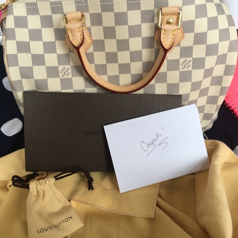 Louis Vuitton Speedy 30